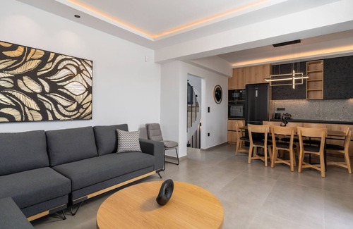Sfakaki Villa | Villa Aelia - With Private Heated Pool