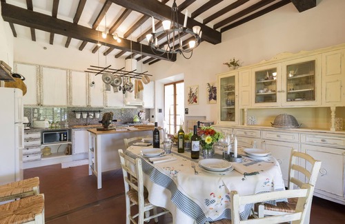 Cortona Villa | Villa Ai Cedri, posición montañosa, vista panorámica y piscina privada
