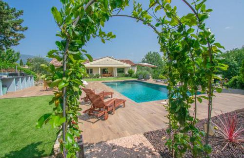 Fayence Villa | Villa Aixela 220m2 - 4ch - Piscine & Jardin 3000m2