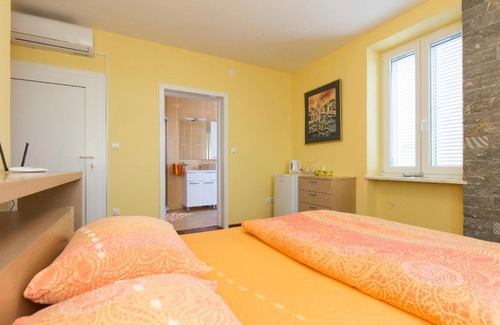 Municipality of Omisalj Casa | Villa Ajda - Orange Room, Krk