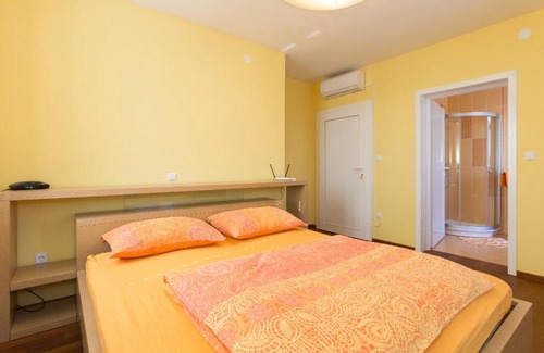 Municipality of Omisalj Casa | Villa Ajda - Orange Room, Krk