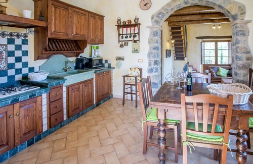 Seggiano Casa | Villa al Sole by Interhome