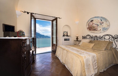 Vettica Hotel | Villa Alba d' Oro - Historic Luxury Villa