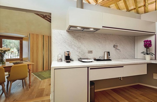 Montignoso Casa | VILLA ALBERICO - SUITE O