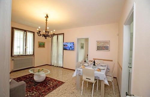 Salo Apartamento | Villa Alberti Appartamento Bruna - Happy Rentals