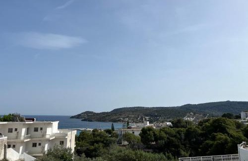 Agia Marina Apartamento | Villa Alexandra