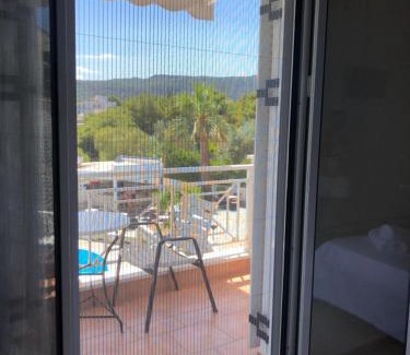 Agia Marina Apartamento | Villa Alexandra