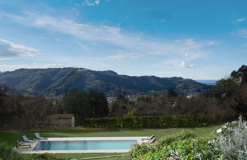 Camaiore Villa | Villa Allegra, 100 Acre Countryside Villa, 210m², Tenis, Piscina impresionante