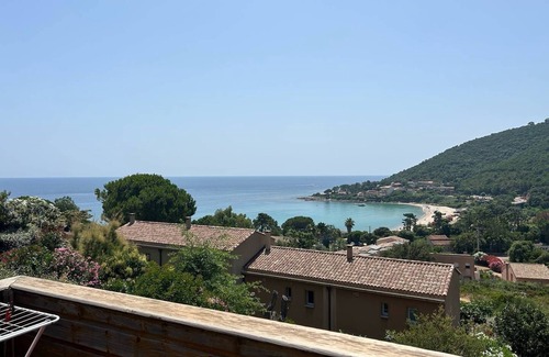 Tarcu Casa | VILLA ALMA -3***- FRENTE AL MARE - CONCA