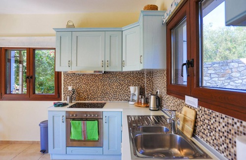 Magazia Villa | Villa Aloni in Paxi with 2 bedrooms and 3 bathrooms
