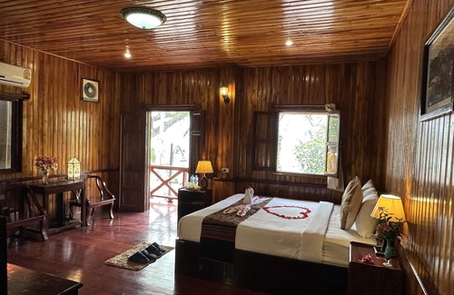 Luang Prabang Cama Y Desayuno | Villa Alounsavath Mekong Riverside