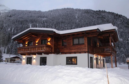Bach Casa | Villa Alpin
