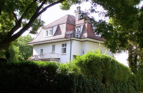 Loerrach Apartamento | Villa Am Rosenfelspark