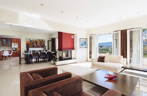 Kremasti Villa | Villa Amarandes by Villa Plus