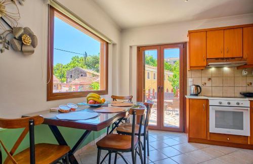 Peroulades Apartamento | Villa Amarilda - Private Pool & Garden in Corfu