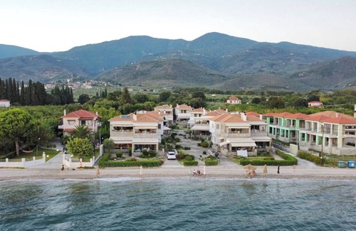 Ano Lechonia Villa | Villa Ambrosia, Beach house, Pelion II