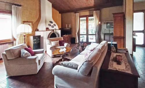 Porto Mantovano Casa | VILLA Amena WI-FI AC Giardino privato