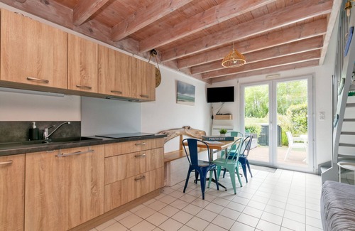 Pornichet Villa | Villa 'Anabel Au Calme Proche Plage' con terraza privada, jardín privado y Wi-Fi