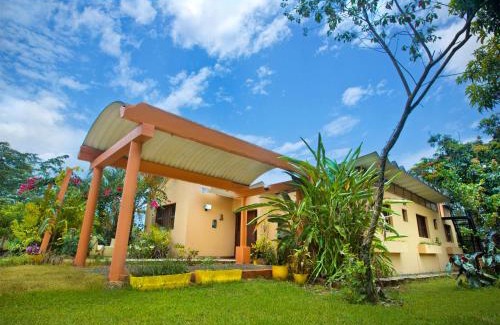 La Vega Province Casa | VILLA ANACAHUITA, Limonal