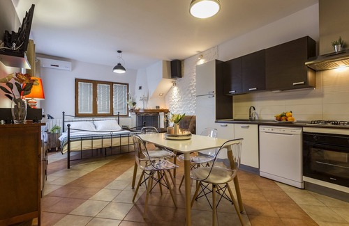 Bicici Villa | Villa Anavi con piscina privada y gran jardín para 8 personas en Istria, Croacia
