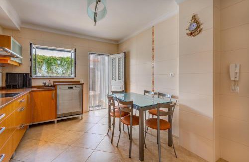 Albufeira Villa | Villa Ancora - Nex to the Beach - Parking - Swimming Pool - BY BEDZY