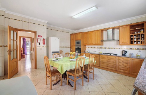 Montechoro Villa | Villa 'Andorinhas' con piscina privada, Wi-Fi y aire acondicionado