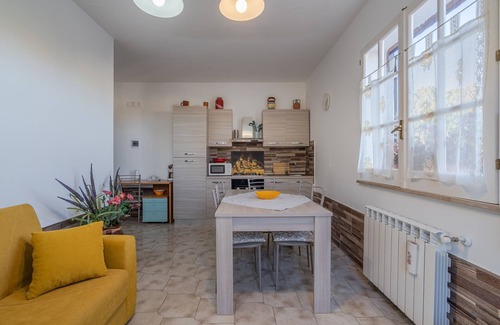 Brucoli Villa | "Villa Angela" con terraza, jardín compartido y Wi-Fi
