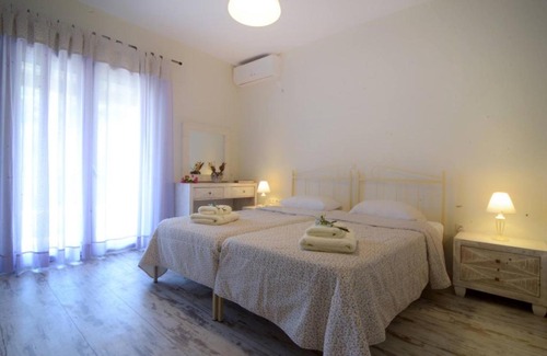 Petaleia Villa | Villa Angie Nymfes Corfu Villa
