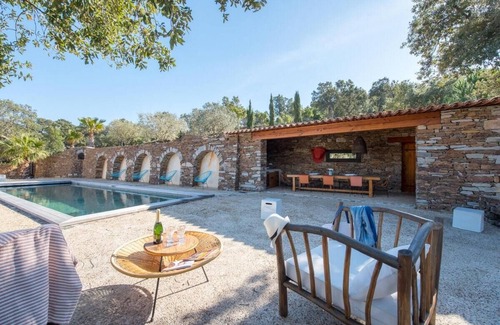 Bormes-Les-Mimosas Casa | Villa Angueiroun 5 * Deluxe (ref. Elle Decoration Nº 237 Julio-Agosto 2015)