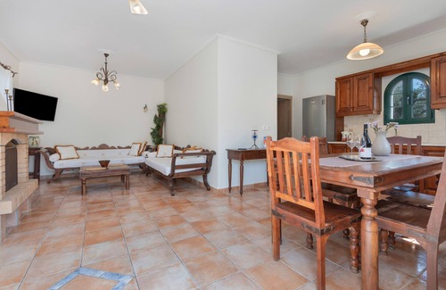 Agrilia Villa | Villa 'Anogia 1' con vistas a la montaña, Wi-Fi y aire acondicionado