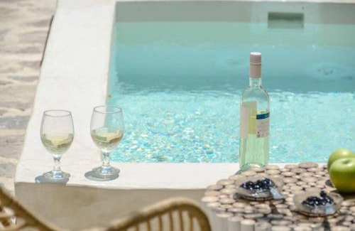 Naxos Casa | Villa Anthemion Naxos with outdoor jacuzzi