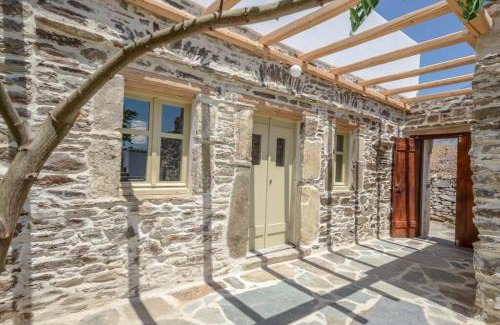Naxos Casa | Villa Anthemion Naxos with outdoor jacuzzi