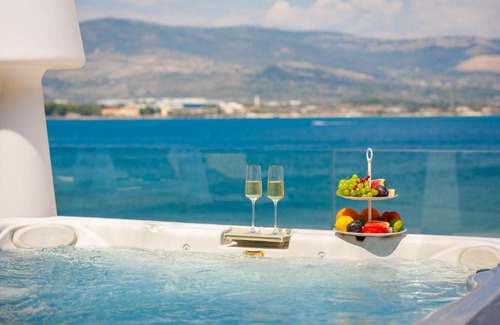 Arbanija Casa | Villa Arbanessa with Heated Pool