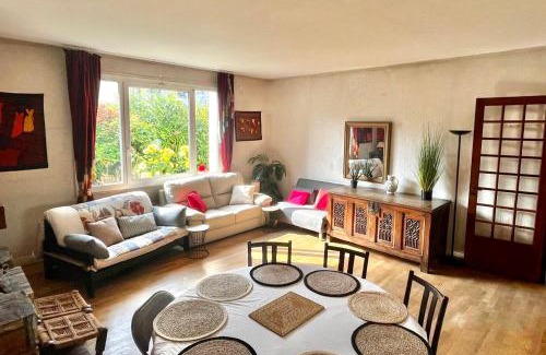 Bobigny Casa | Villa arborée aux Portes de Paris