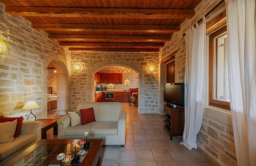 Prines Villa | Villa Arianna con Impresionantes Vistas Cerca de Rethymno