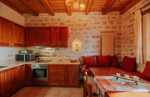 Prines Villa | Villa Arianna con Impresionantes Vistas Cerca de Rethymno