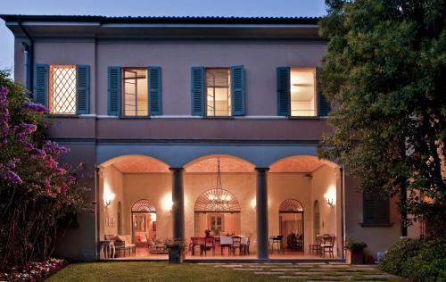 Bornato Villa | Villa Artemisia - Homelike Villas