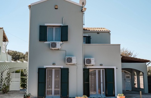 Agios Spyridon Corfu Villa | Villa-Baño Privado-Villa Artemis