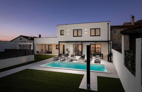 Loborika Villa | Villa Artis by IstriaLux
