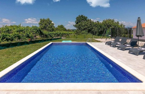 Rogocana Villa | Villa Astrid con piscina y sauna, ideal para familias o parejas.