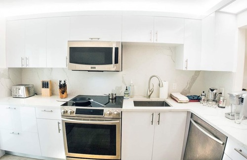 Miami Shores Casa | Villa at St. James Place, Luxury, Pet Friendly "H"
