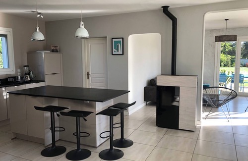 Chabeuil Casa | Villa at the foot of the Vercors with swimming pool, tennis court and boules pitch on 5000m2 garden