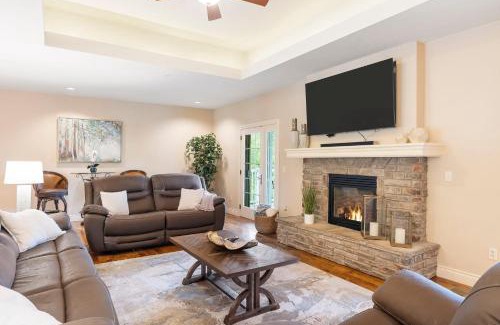 Branson Casa | Villa at the Hills - A Grand Branson Vacation 4 BDR Golf Resort Villa