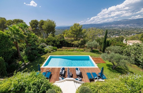 Les Baraques Villa | Villa Athéna - Villa d'exception vue montagne
