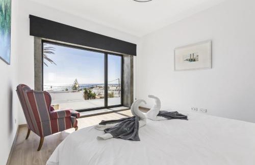 Playa del Cable Chalet De Esquí | Villa Atlantico - Planta alta