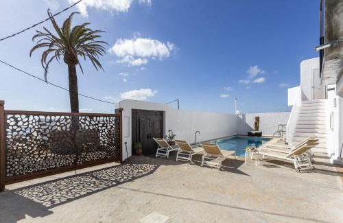 Playa del Cable Chalet De Esquí | Villa Atlantico - Planta alta