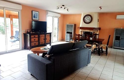 Saramon Casa | Villa au bord du lac