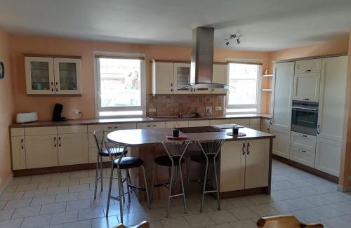 Saramon Casa | Villa au bord du lac