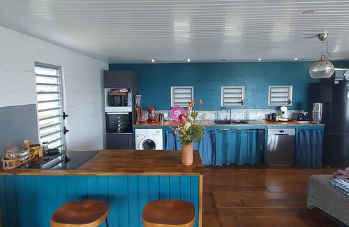 Trois-Rivieres Casa | Villa Authentique Avec vue mer Imprenable et Piscine Privée
