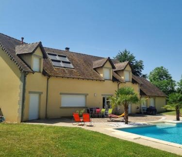 Herry Villa | Villa avec piscine, jacuzzi et vue imprenable !